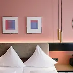 Westend Hotel