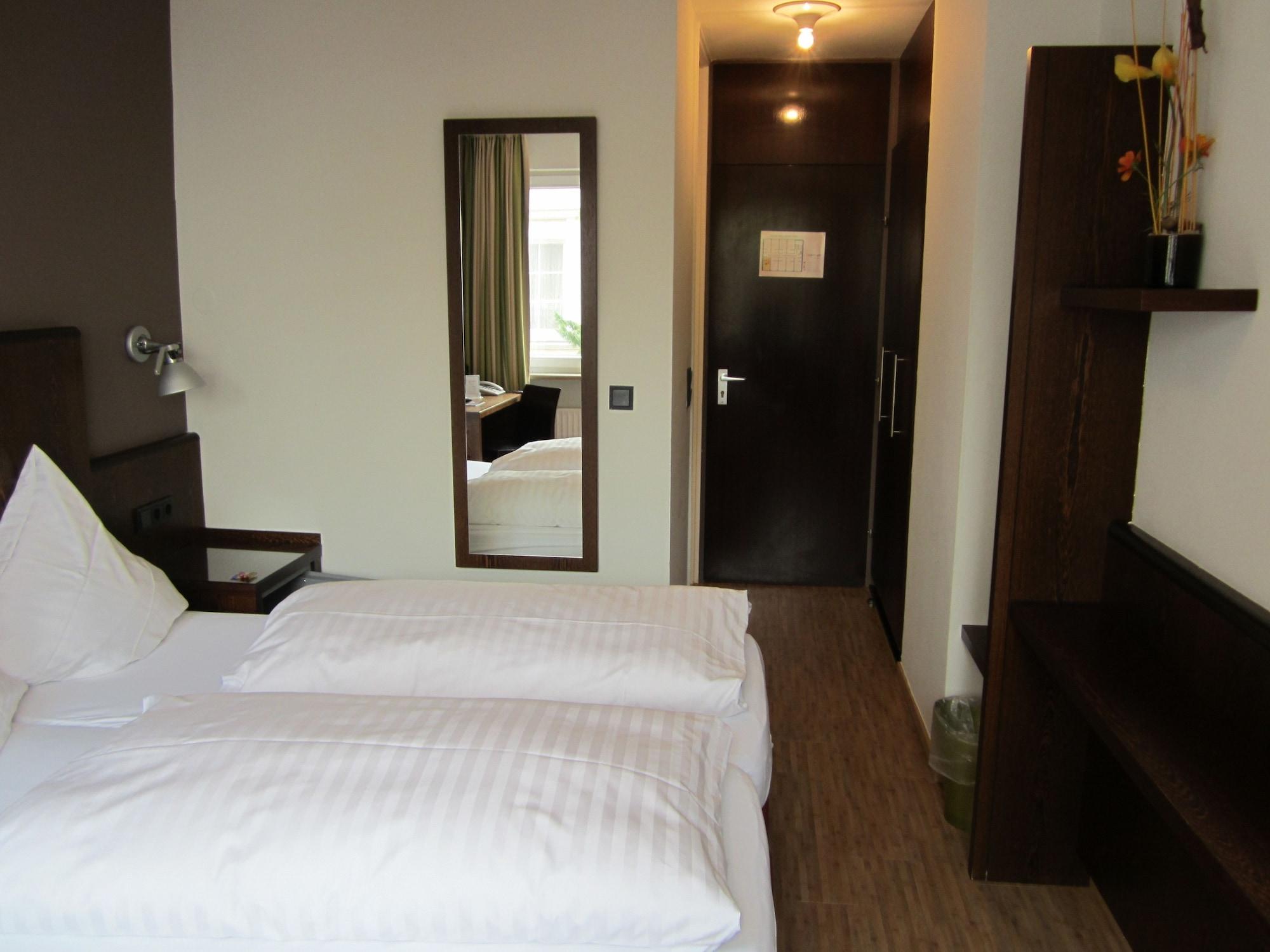 Westend 3* Munich